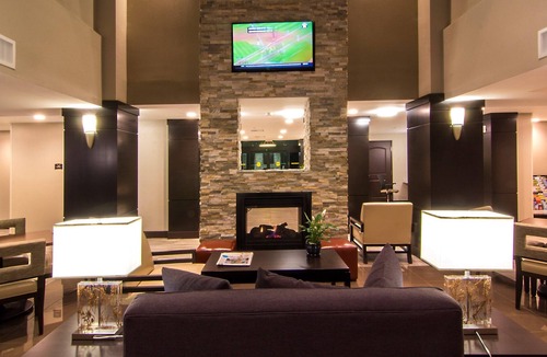 Bressi Ranch Condo | Free Breakfast Included! Pool & Hot Tub Access. Great Location!
