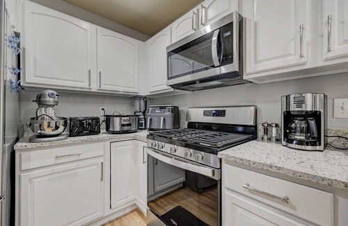 Security-Widefield House | Front Range Getaway - 4 beds with Jacuzzi