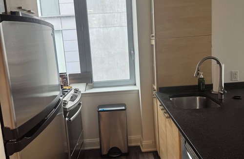 Tribeca Apartment | Furnished Spacious 3-bedroom PH Apt in Trendy TriBeCa NYC with Private Deck