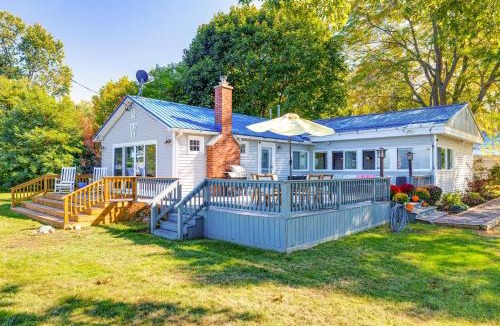 Wilson House | Gateway to Niagara Falls! Home Above Lake Ontario