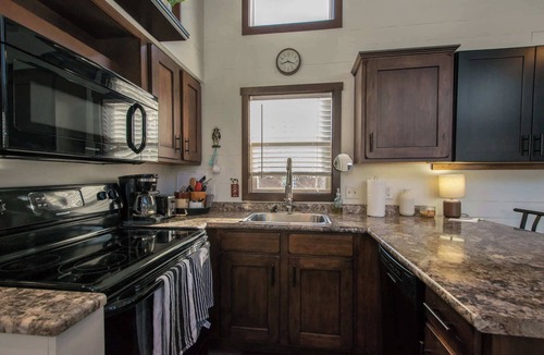 Upward House | Gorgeous 1BR Tiny Home w/Pool | Bocce | Free Tix