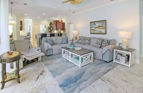 Braden River House | Gorgeous 3/3 private lakefront pool home - Irynas Dream