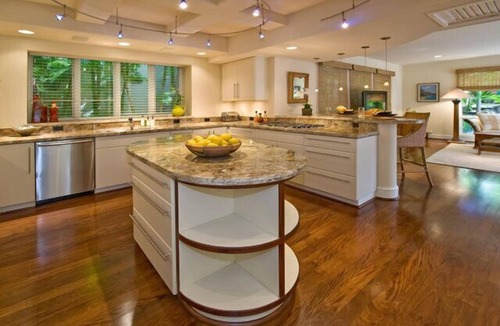 Kahala House | Gorgeous Estate on the Slopes of Diamond Head, 5 minute walk to great beach