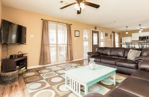 Acapulco Village House | Gorgeous ocean view dog-friendly home - 250ft to beach!