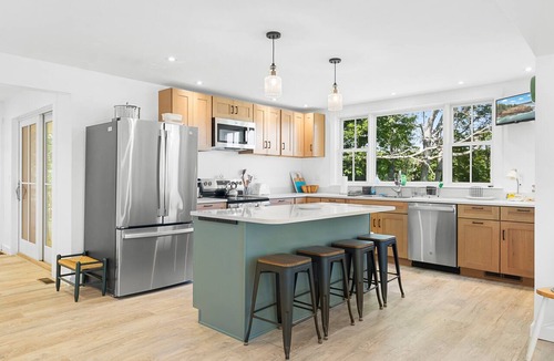 Isle of Springs House | Gorgeous Oceanfront Home with Hot Tub, Modern Remodel, and Stunning Views