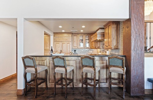 Empire Pass Condo | Grand Lodge - 5 Bedroom Condo Penthouse #505 - Ski-in/ski-out by Deer Valley Resort