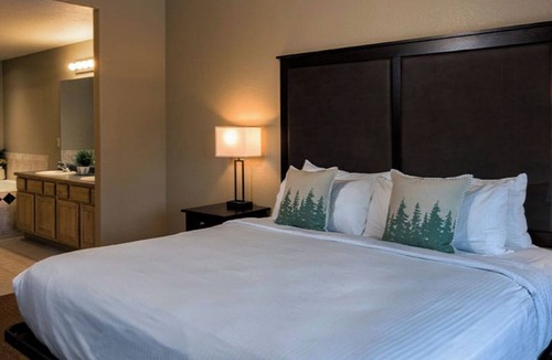 Four O'Clock Cabin | Grand Timber Lodge - Week of January 18th - Breckenridge Ski In Ski Out Resort