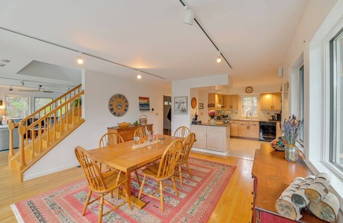 Glendale House | Great Barrington Lakeside Getaway w/Kayak & Grill