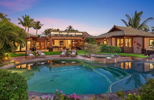 Kamuela House | Great Vacation Home in Mauna Lani - Private Bedrooms, Pool, Sundeck!