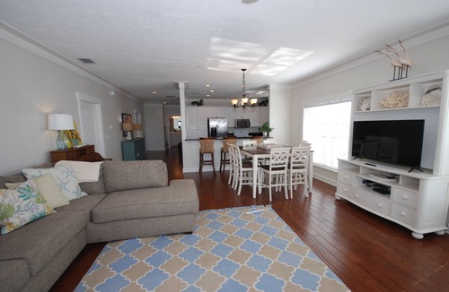 Steinhatchee Condo | Gulf Breeze #201- Private boat ramp & slip! Balcony overlooking the gulf! WiFi!