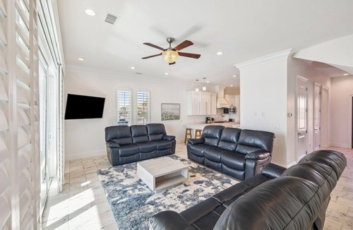 Delos House | Gulf-Front with Pool, Theater and Elevator