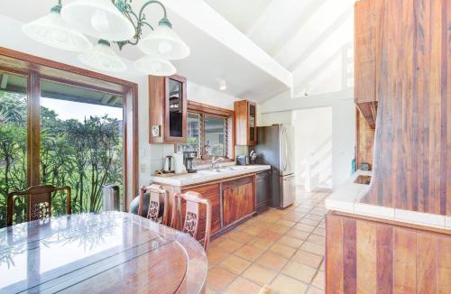 Princeville House | Hale Kamalani Condo
