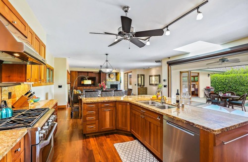 Princeville House | Hale Nalani, Private Luxury with a Pool and A/C