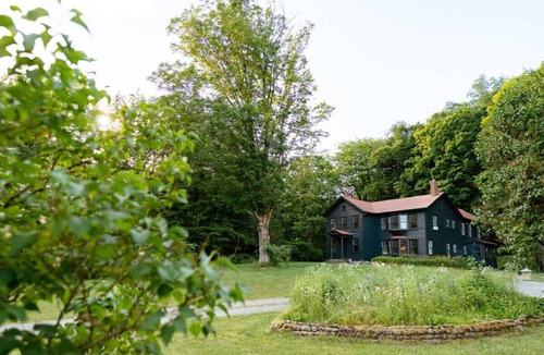 Livingston Manor House | Hamlin House - Chic Farmhouse in Livingston Manor