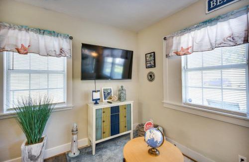 Buckroe Beach House | Hampton Home w/Grill < 1 Mi to Beach!