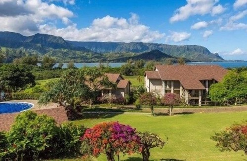 Princeville Condo | Hanalei Bay Resort 6101 1 Bedroom Condo by RedAwning