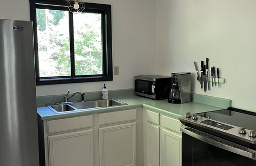 Cedar Mountain House | Happy mtn. home, enjoy 7 acres & 2 ponds, 1/2 mile to DuPont State Forest gate!
