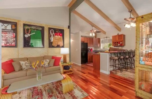 Ohia Estates House | Hau'oli Place - Happy little tiki cottage in Volcano