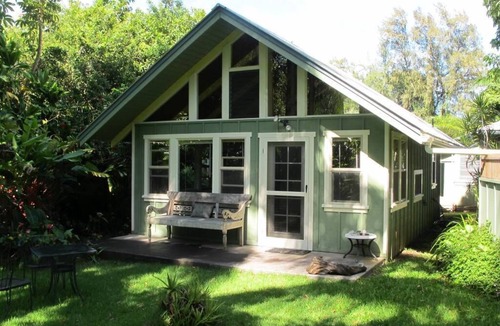 Kapaau Cottage | Hawaiian Tropical Garden Hideaway Cottage. Hawi /Kapaau