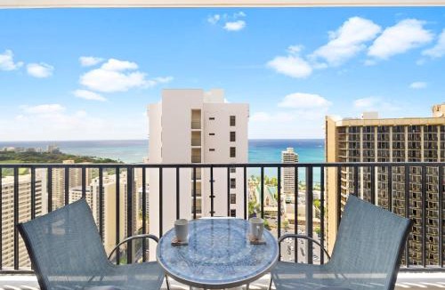Waikiki Apartment | Heart of Waikiki - Ocean View Condo with Free Parking