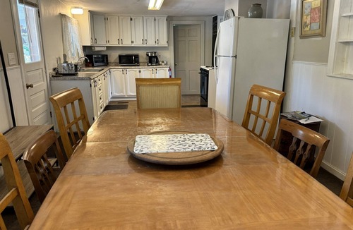 Oneonta House | Hemlock - Quiet neighborhood, fire pit, large backyard, near All Star Village