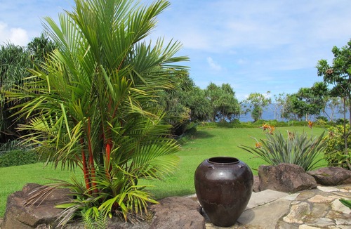 Papaikou House | Hilo's Secluded Luxury & Ocean Front Estate
