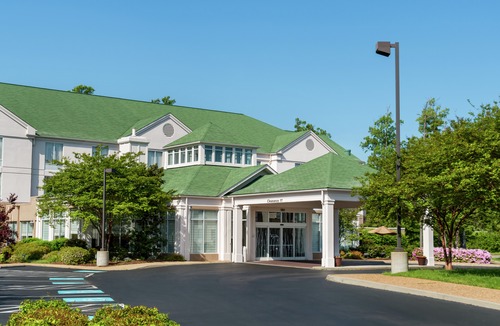 Central Newport News Hotel | Hilton Garden Inn Newport News