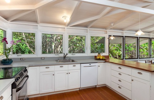 Puako House | Historic Bungalow On Idyllic White Sand Beach w/Great Snorkeling!