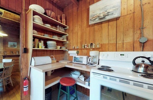 Boothbay Harbor Cabin | Historic Home with Large Deck, Free WiFi, Washer/Dryer - Near Beach and Downtown