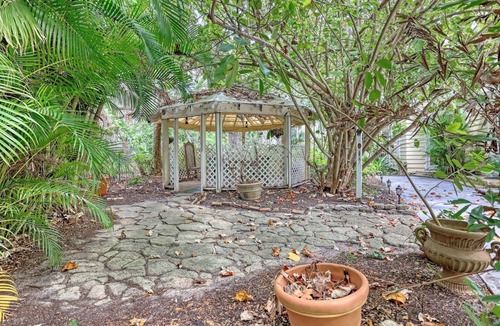 Tropic House | Historic Riverfront Estate | 11bed/10bath Dock Sleeps 32 | The Ballard House