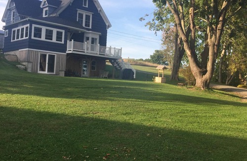Friendship House | Historic "Wilbur Morse" Friendship Maine Ocean Home