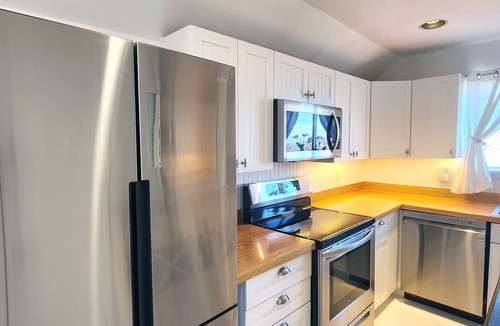 Montauk House | Hither Hills Walk to Beach with Pool, Hot Tub, Firepit, Cozy Cottage and 5 Beds