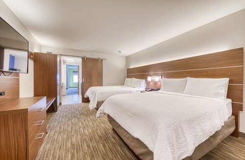Manitou Springs Hotel | Holiday Inn Express & Suites Manitou Springs by IHG