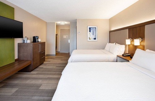 Donelson Hotel | Holiday Inn Express Nashville Airport by IHG