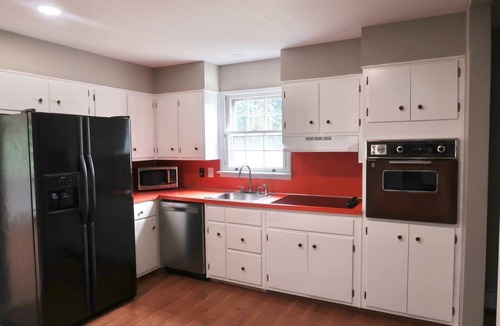 Butztown House | Home in Allentown | LVIA Airport | 3 Bedroomnn