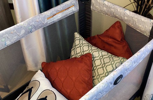 Tantalus House | Honolulu Economy Studio w/Priv Bath and Kitchenette -Laundry Included