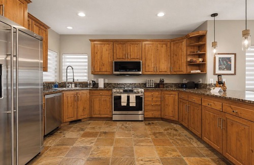 Bear Hollow Village House | Hot Tub, 2 Mi to Cabriolet Lift: Family Mtn Escape