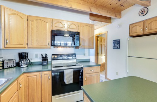 Saint Albans House | Hot Tub & Boat Dock: Waterfront Maine Retreat!