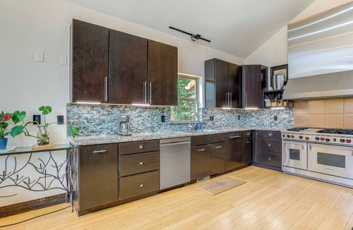 Quandary Village House | Hot Tub & Mtn Views Pristine Breckenridge Home!