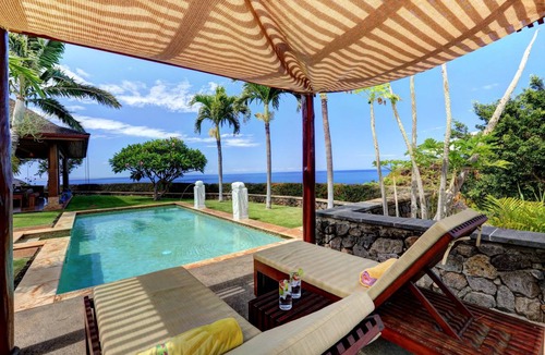 Historic Lahaina Front Street House | House ∙ 2 bedrooms ∙ 4 guests