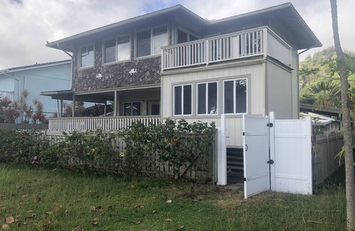 Hauula House | House of the Rising Sun