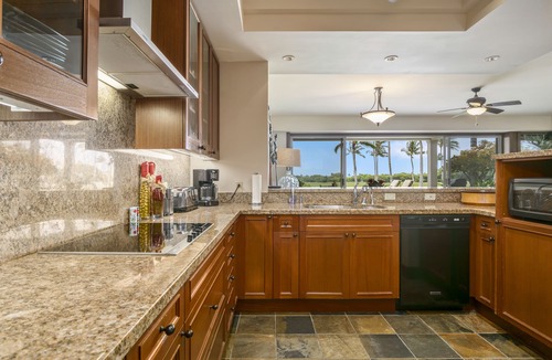 Kaupulehu Villa | Hualalai Fairway Villa 110C ~ garden level ~ w/signature outdoor shower