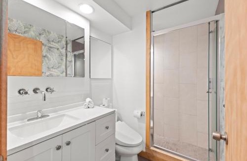 Waikiki Apartment | Ilikai Marina Studios