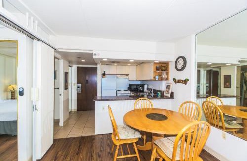 Waikiki Apartment | Ilikai Tower 814 Lagoon View 1BR