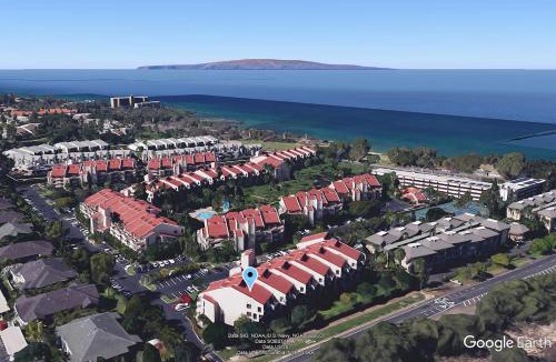 Kihei House | Kamaole Sands 4-213, Designer Condo, Split AC