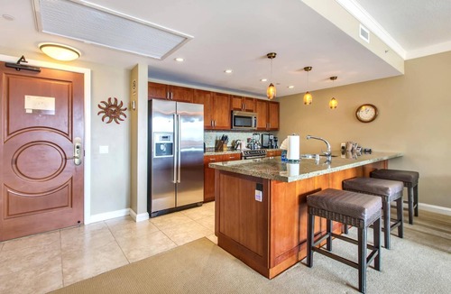 Honokowai Condo | KBM Resorts | Spacious, Ocean view 6-Bedroom Honua Kai Collection | Multi Unit Listing | Same Floor | 2 Free Rental Cars! HKH-229/36/47