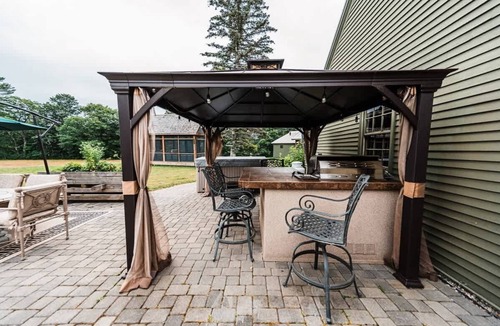 Kingfield House | Kingfield Ranch: Cozy Home with a View