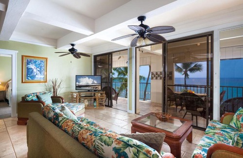 Kailua-Kona House | Kona Bali Kai #419 by Casago Kona