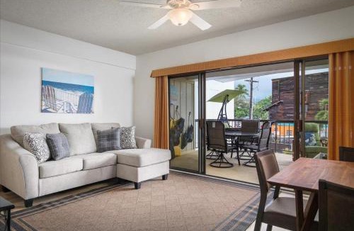 Historic Kailua Village House | Kona Plaza 210