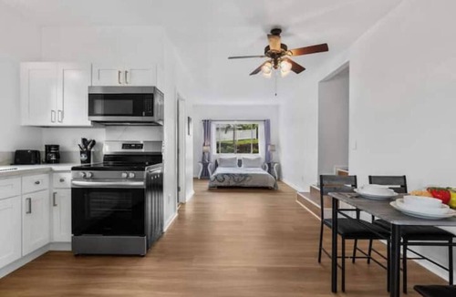 Kona Palisades House | Kona Studio + 2 Small Bonus Rooms, Big Covered Patio, Near Beaches/Airport